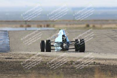 media/Oct-26-2025-CalClub SCCA (Sun) [[8ce1e69566]]/Group 6/Grapevine/